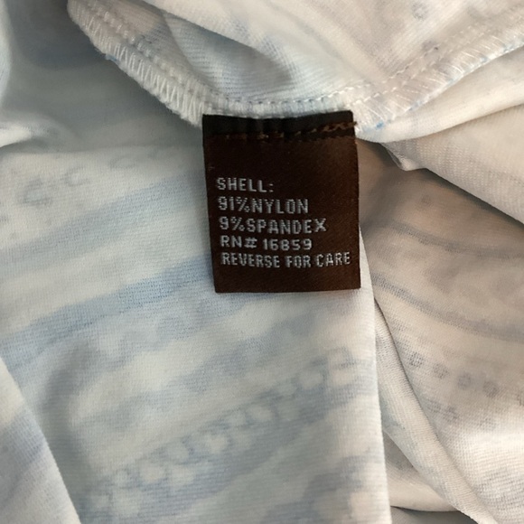 J. McLaughlin Signature Tee M Blue Paisley Print Top Catalina Cloth Dillard’s - Picture 6 of 6